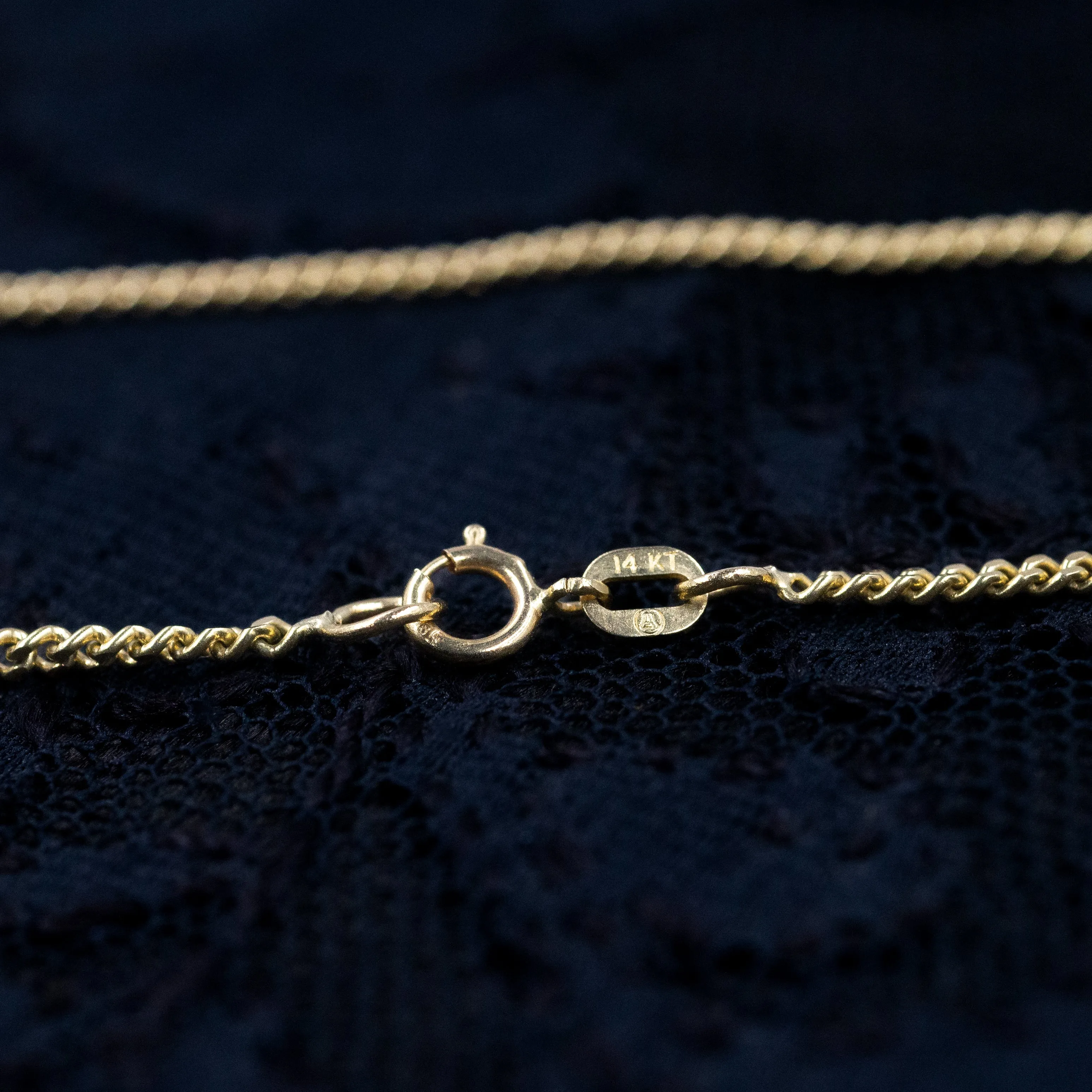 14k Curb-Link Chain