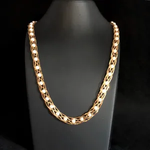1994 Avon Pearlesque Treasures Necklace