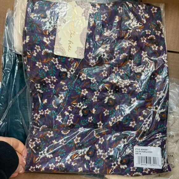 A21. Medium - BOG BAND OF THE FREE - Purple Floral Faux Wrap Skirt Midi NEW