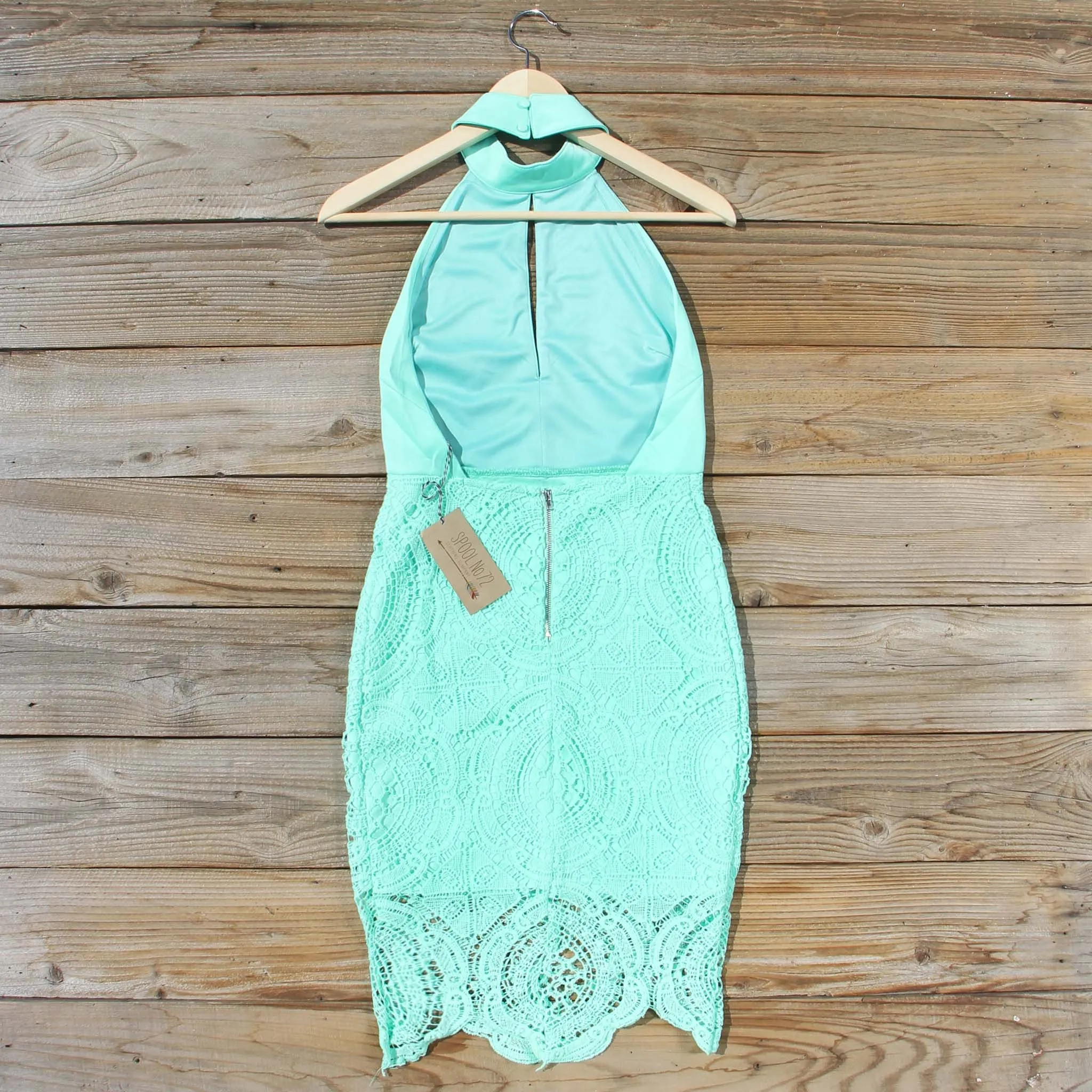 Ancient Lace Dress in Mint