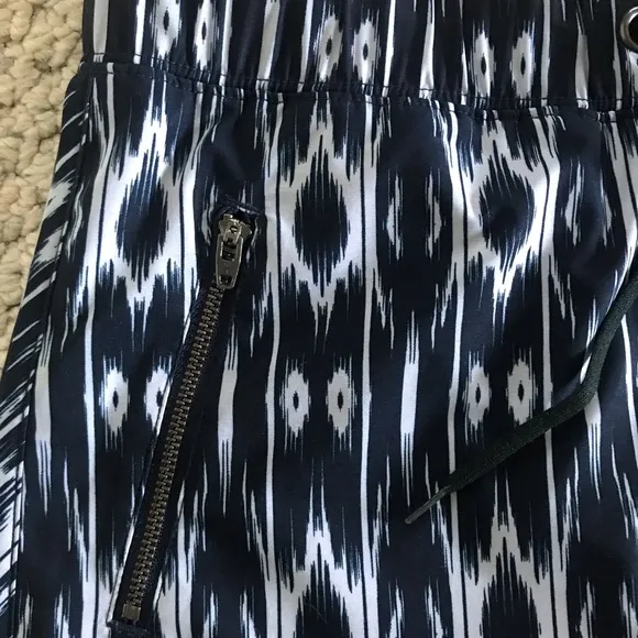 Athleta Reflection Stretch-In Skort Elastic Waist