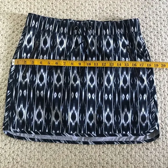 Athleta Reflection Stretch-In Skort Elastic Waist