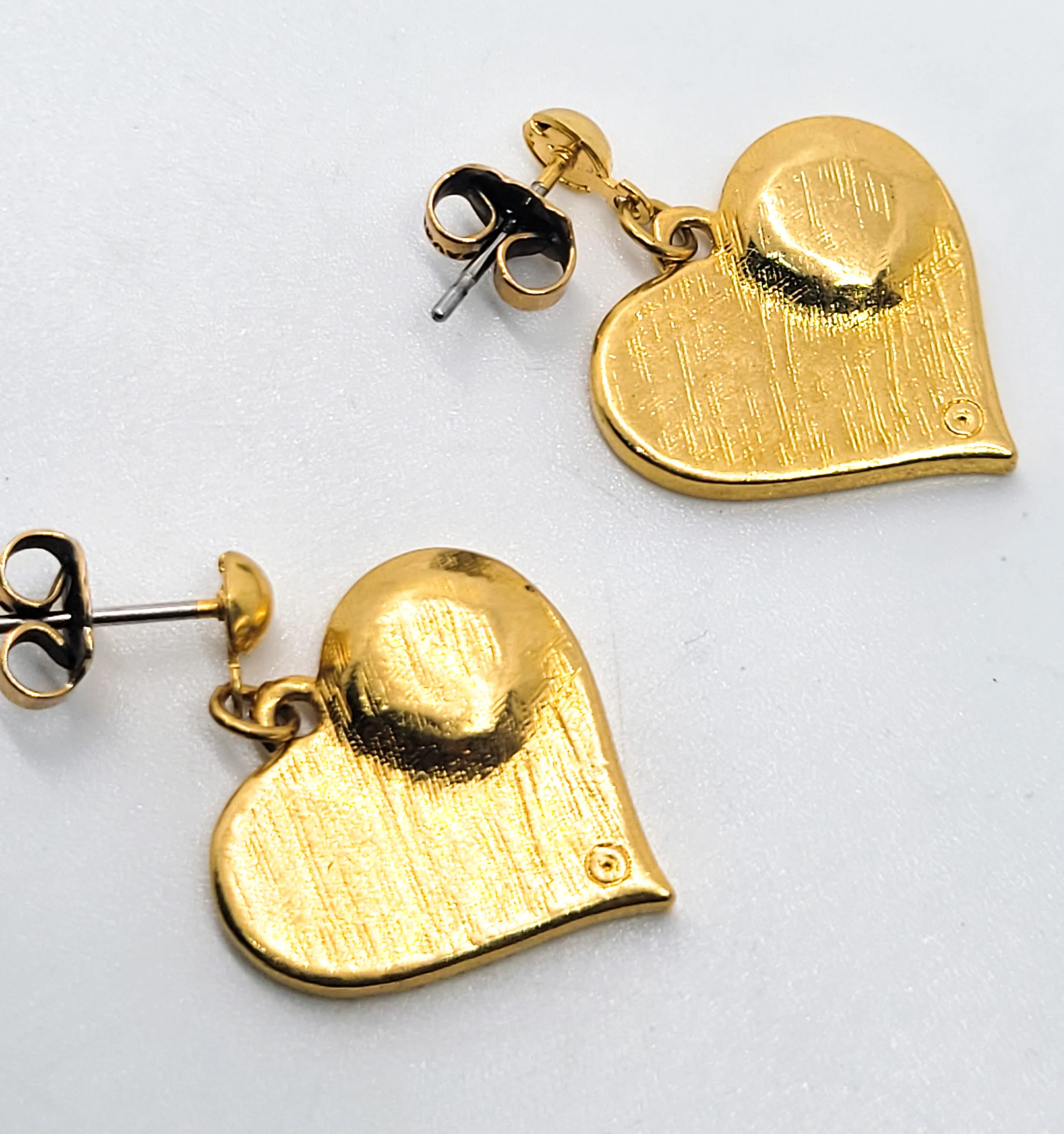 Avon Patriotic American flag rhinestone and enamel heart drop earrings 4th of July