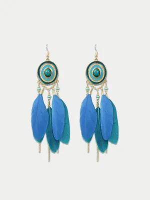 Blue feather earing for vacation