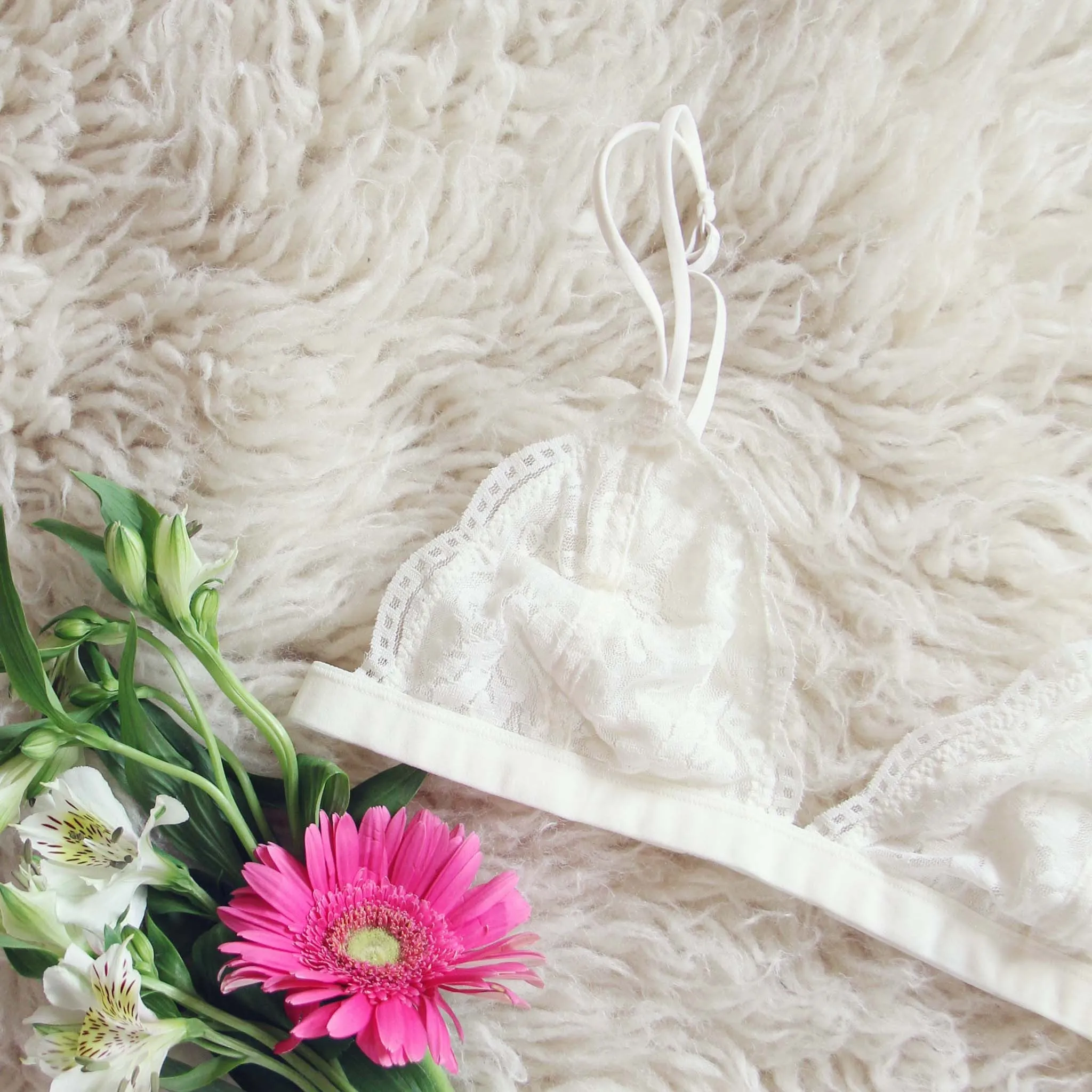 Boheme Lace Bralette in Ivory