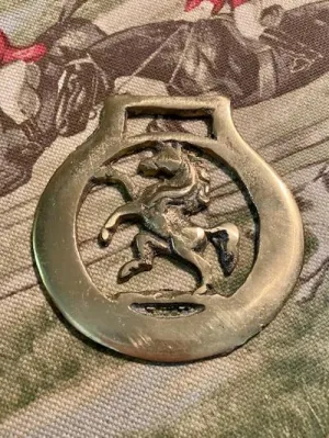 Brasses Vintage English Horse Rampant Form