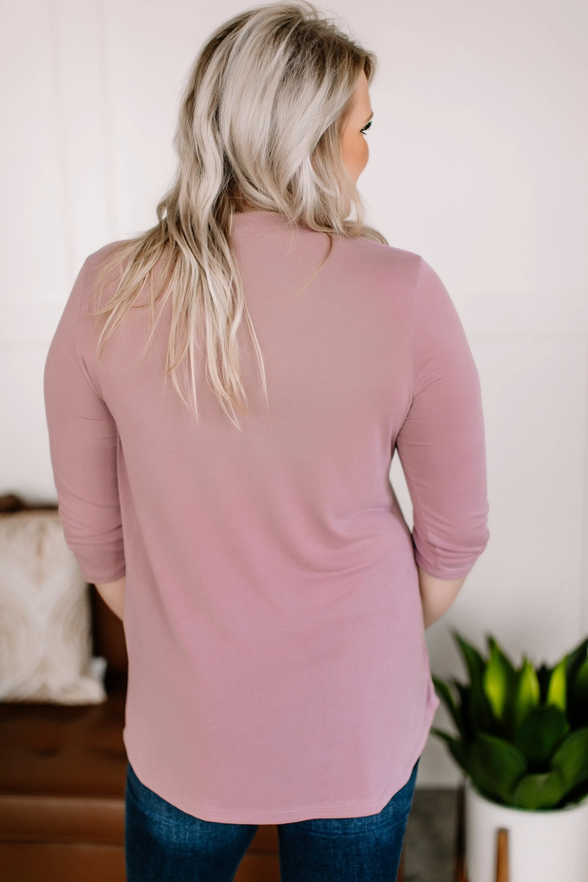 Cut To The Chase Top In Glamour