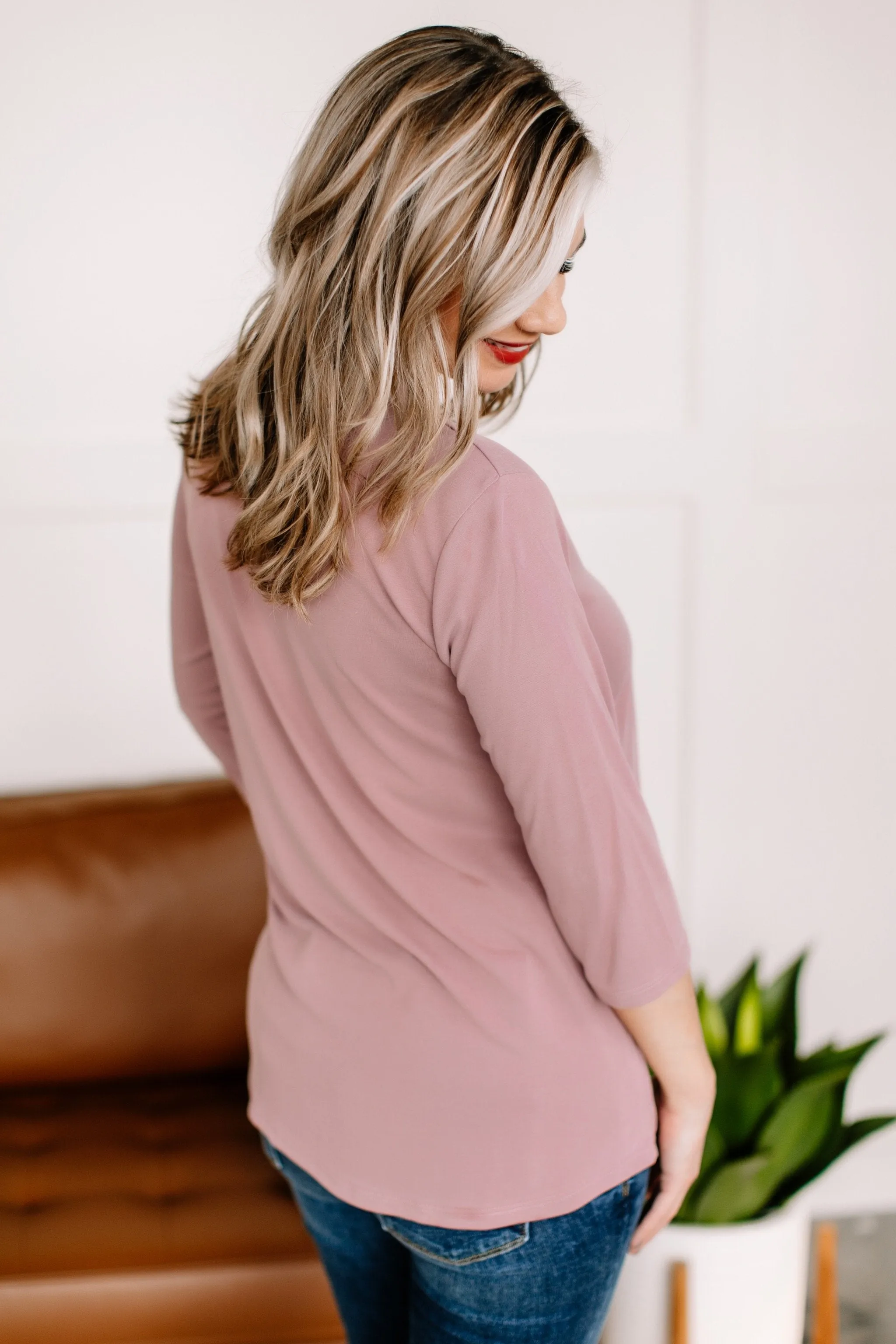 Cut To The Chase Top In Glamour