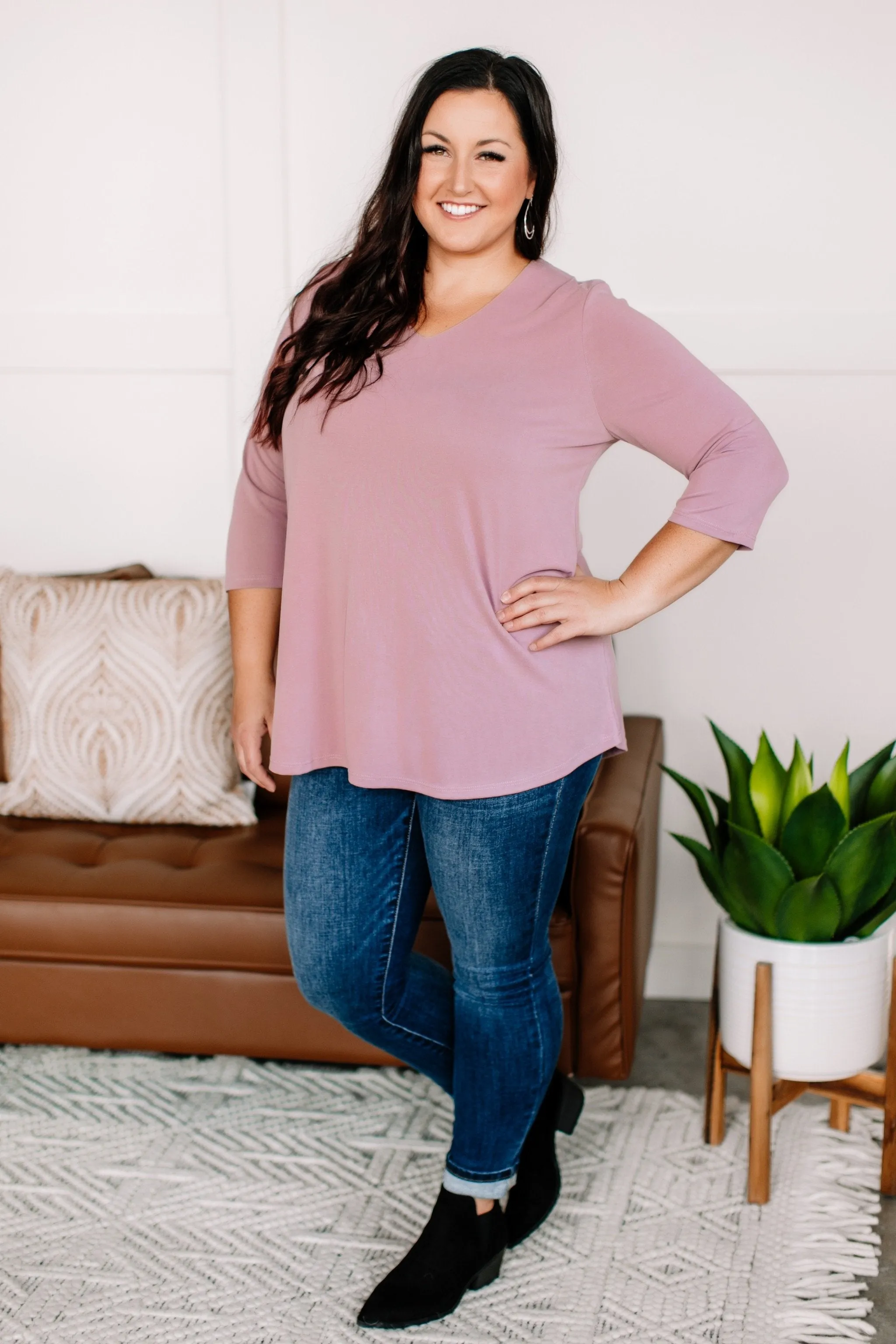 Cut To The Chase Top In Glamour