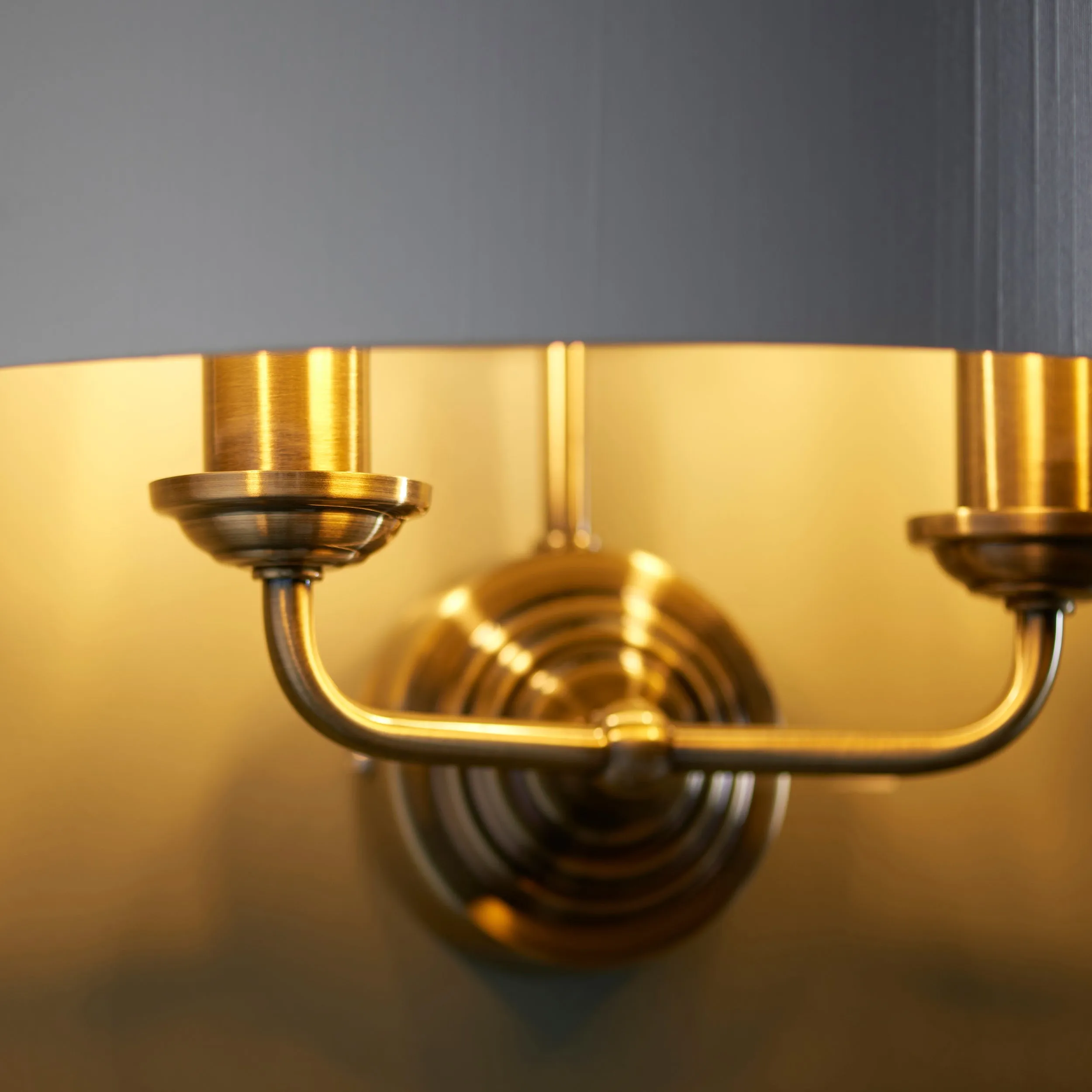 Endon 98937 Highclere 2lt Wall Antique brass plate & vintage white fabric 2 x 40W E14 candle (Required)