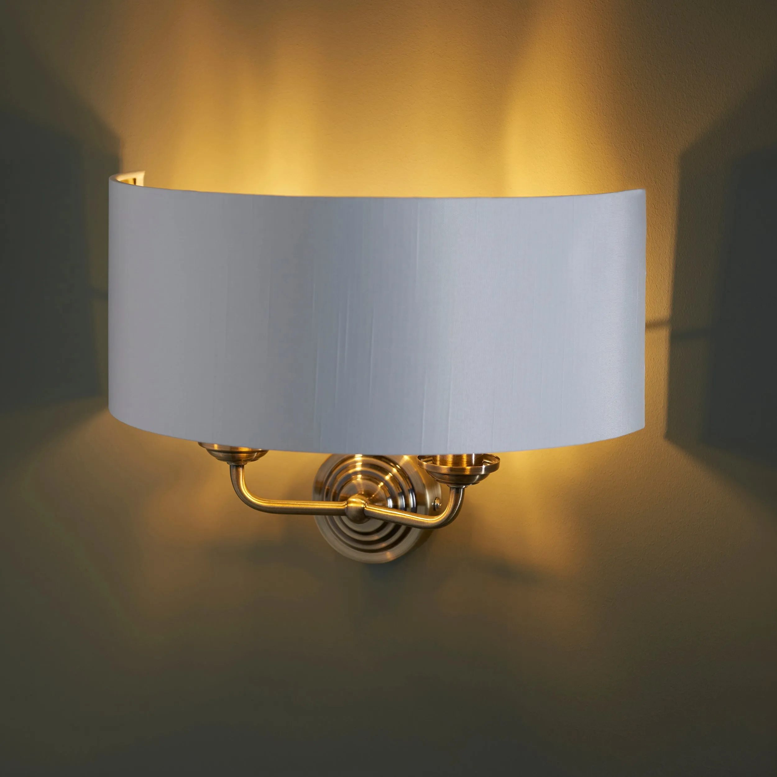 Endon 98937 Highclere 2lt Wall Antique brass plate & vintage white fabric 2 x 40W E14 candle (Required)