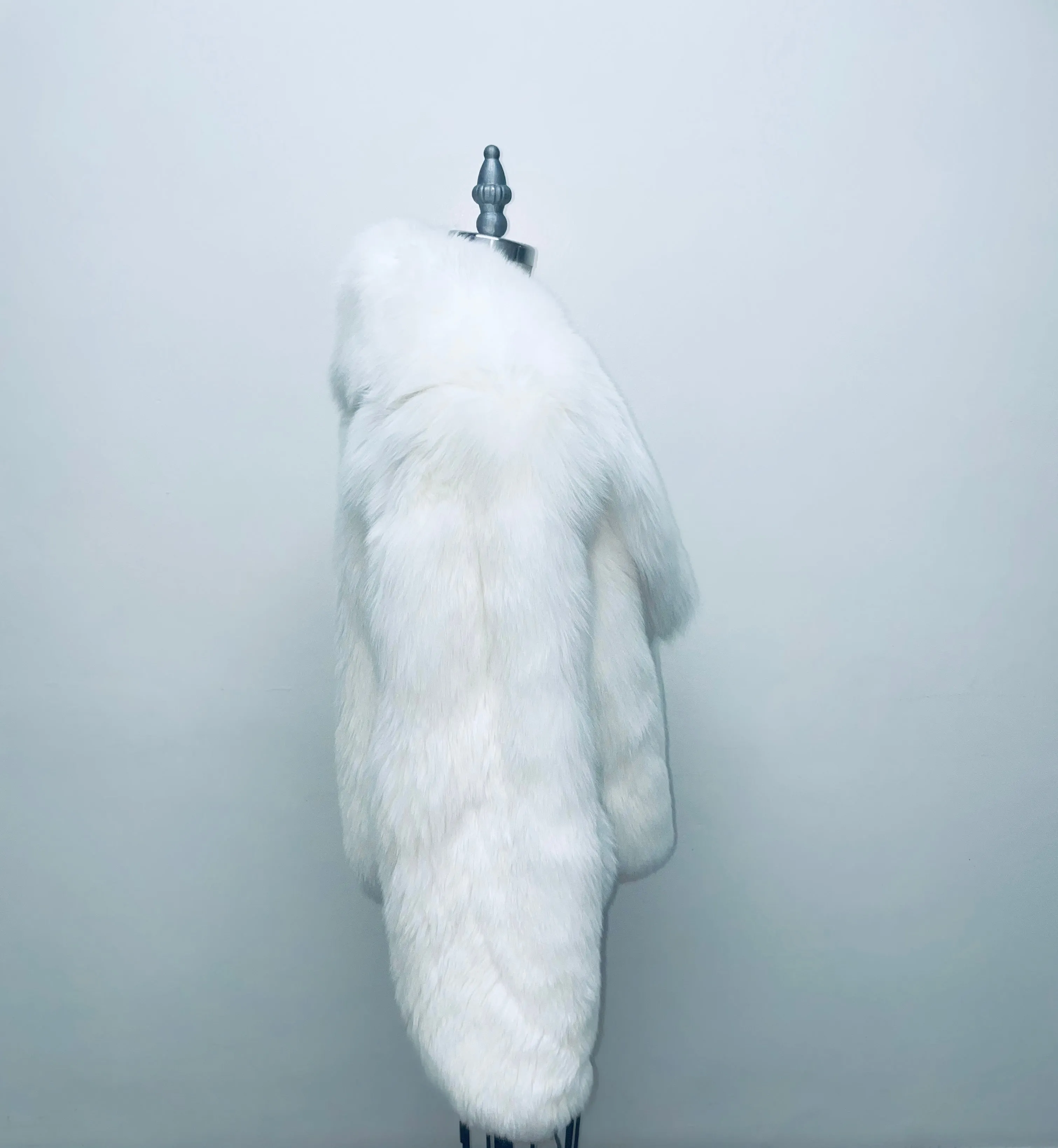Fallon Aurielle Snow Fox Fur Jacket (White)