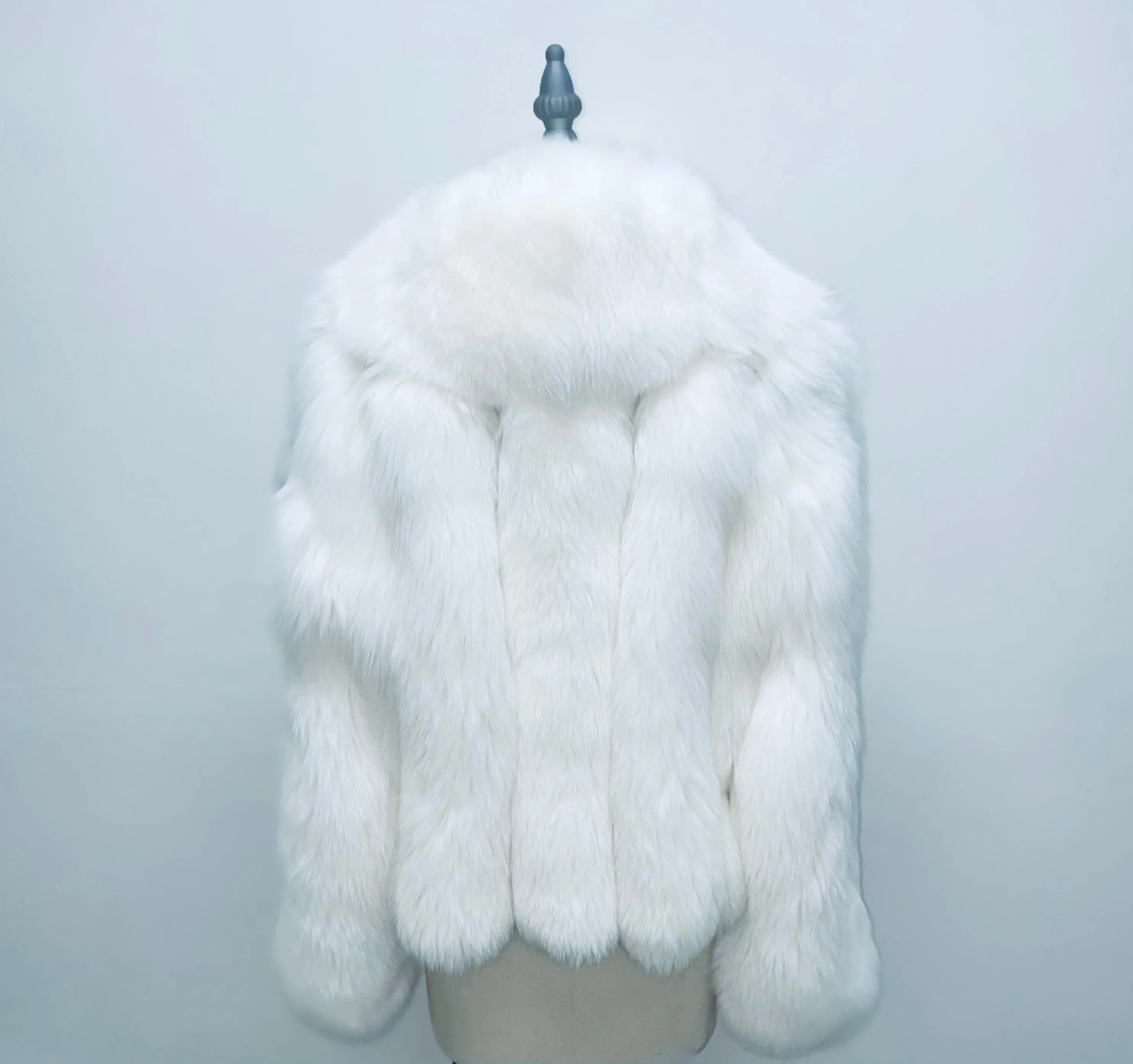 Fallon Aurielle Snow Fox Fur Jacket (White)