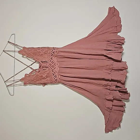 FP One Free People Adelia Slip Dress Mini Outfit Flowy Tiers Crochet Lace Rose S