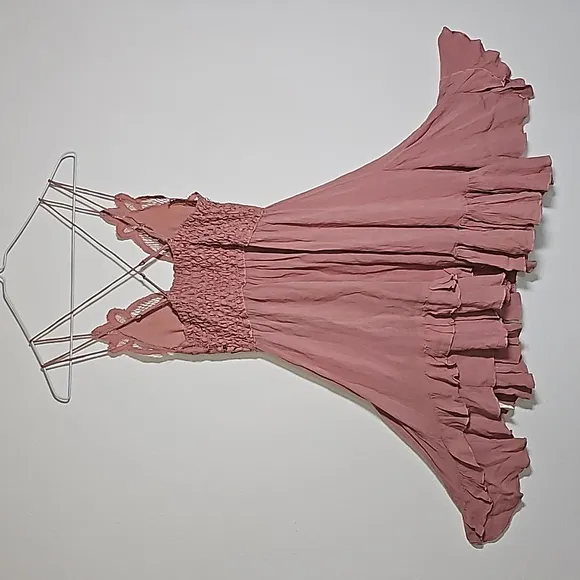 FP One Free People Adelia Slip Dress Mini Outfit Flowy Tiers Crochet Lace Rose S