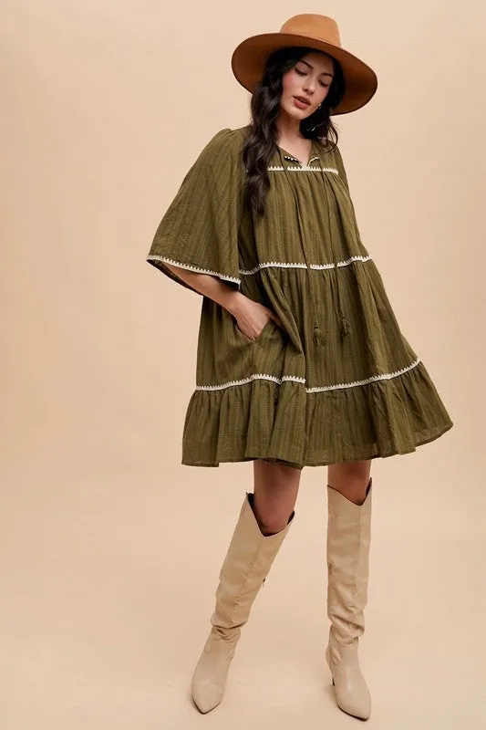Green Tassel Contrast Trim Tie Neck Half Sleeve Tiered Dress