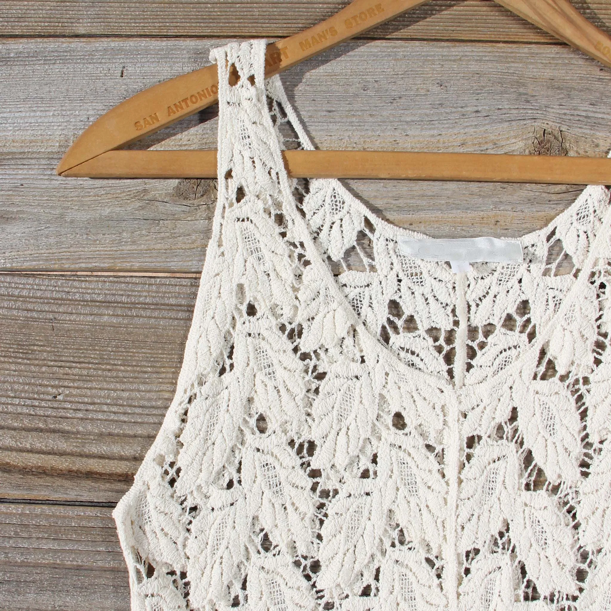 La Conner Lace Tank in Cream