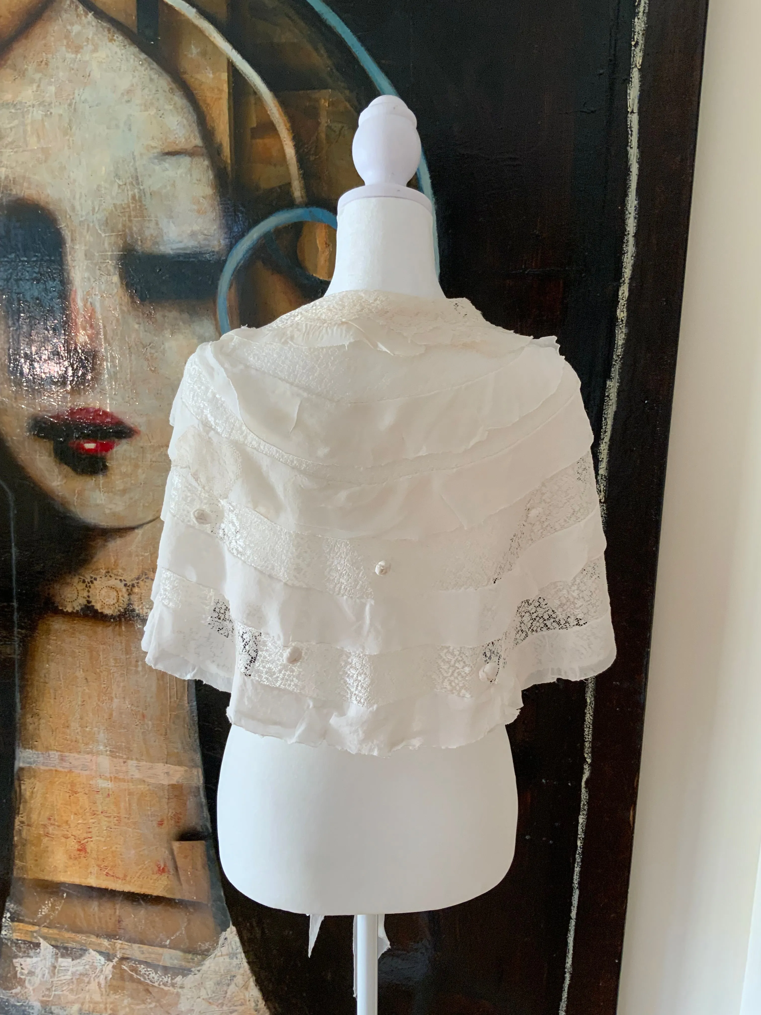 Lace Cape - 20s - 20E