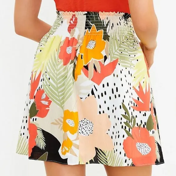 LOFT L Flirty Fluttery Fluid Smocked Relaxed Waist Bohemian Floral Mini Skirt