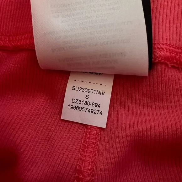 NWOT Air Jordan Women's Ribbed Pink Bike Shorts – Sz S