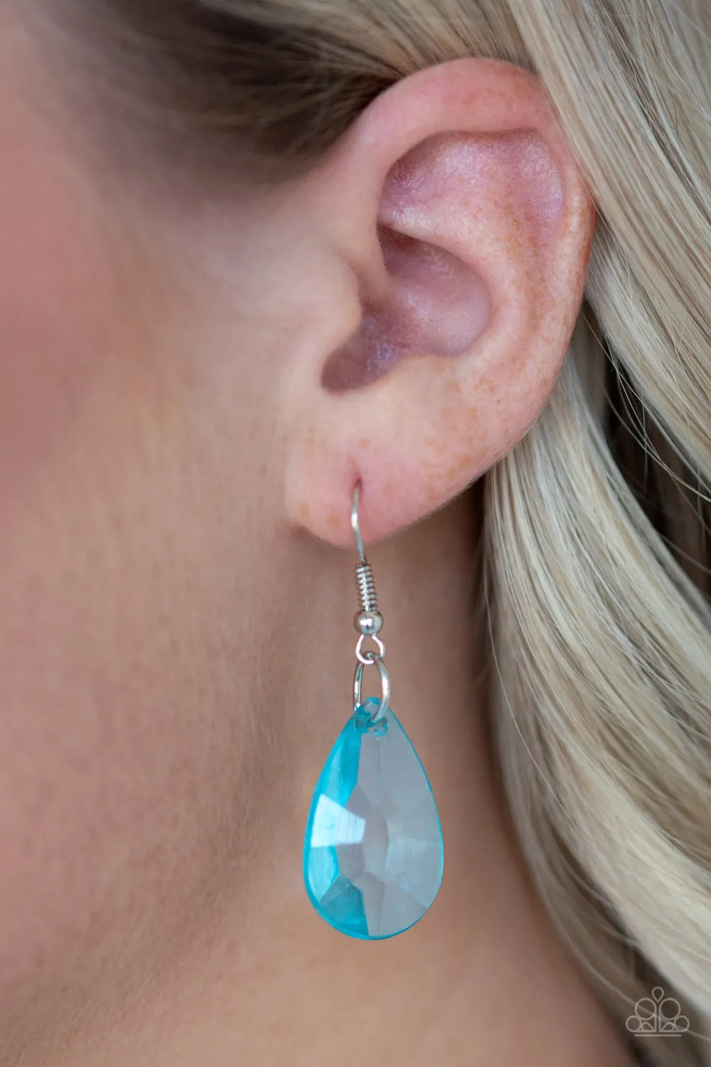 Paparazzi Irresistible Iridescence - Blue Necklace
