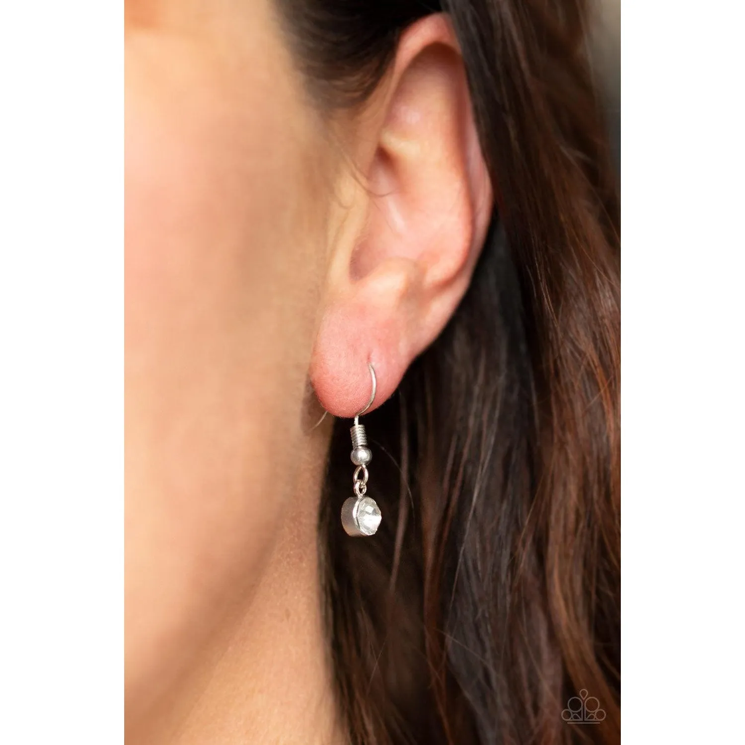 Paparazzi Maven Magic - Red Necklace & Earrings Set