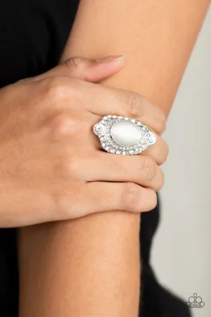 Paparazzi - Riviera Royalty - White Ring