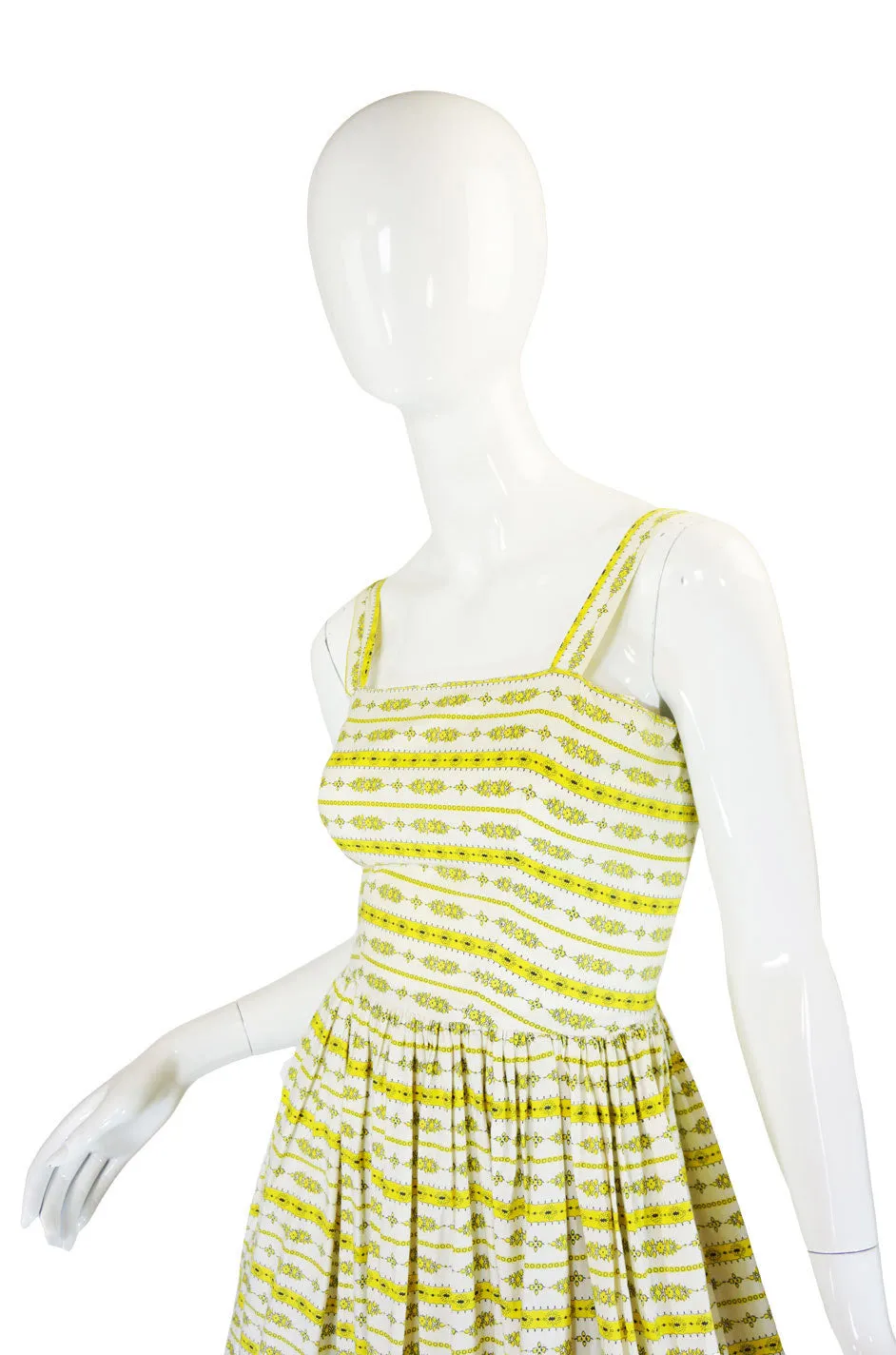 Pretty 1950s Yellow Printed Crisp Cotton Sun Dress