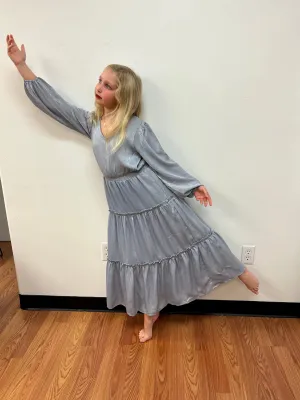 Sadie & Sage Tween Winter Silver Tier Skirt Midi Dress