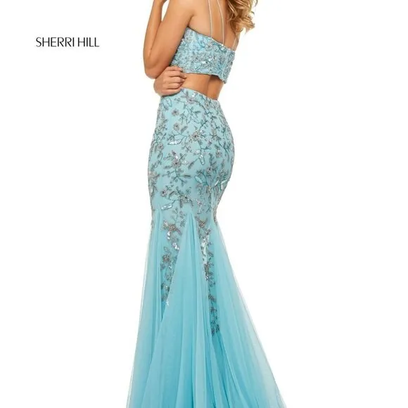 Sherri Hill size 2 blue tulle long flowy skirt train formal prom