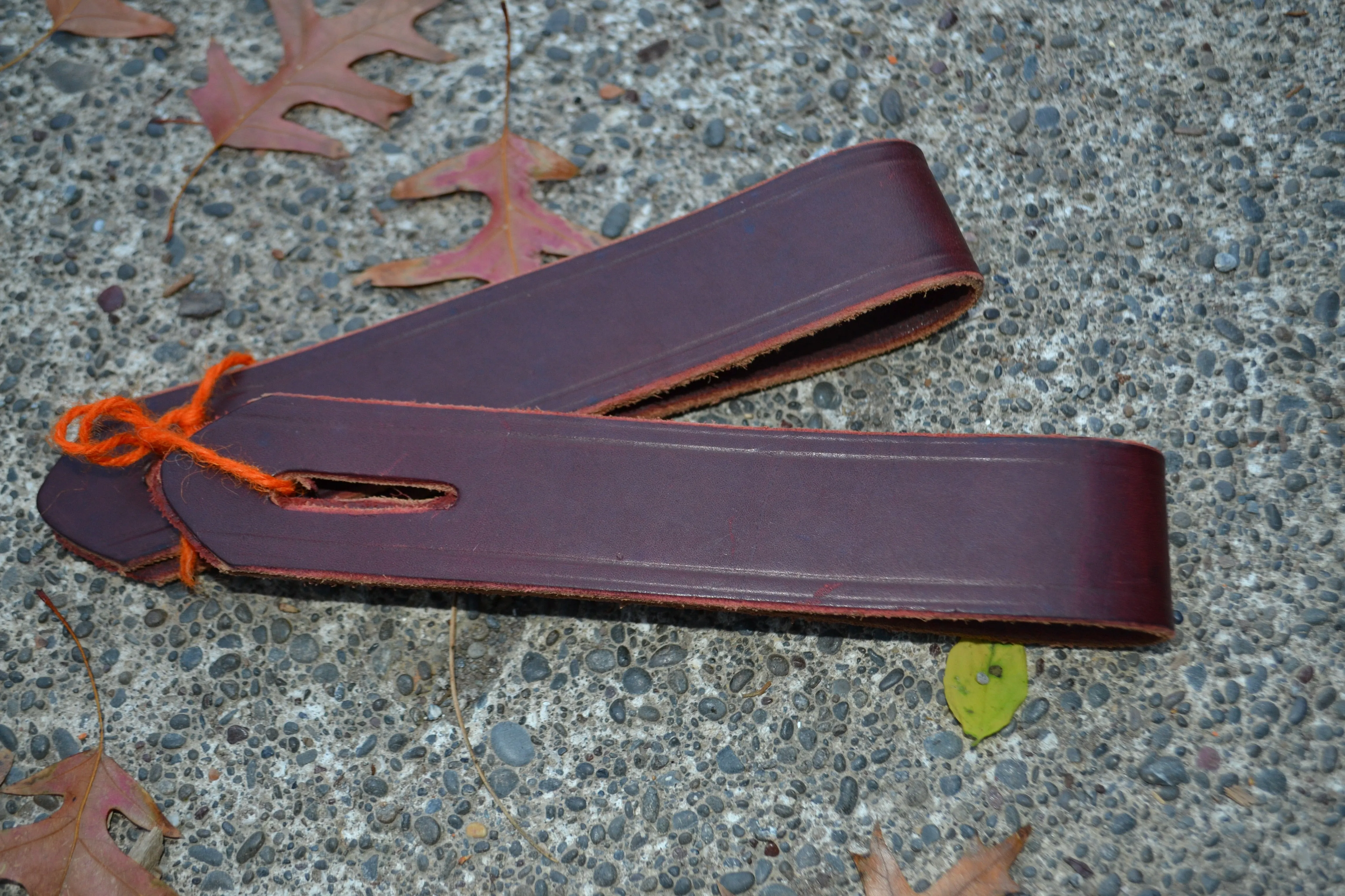 Slobber Straps: Medium. Dark Burgundy.