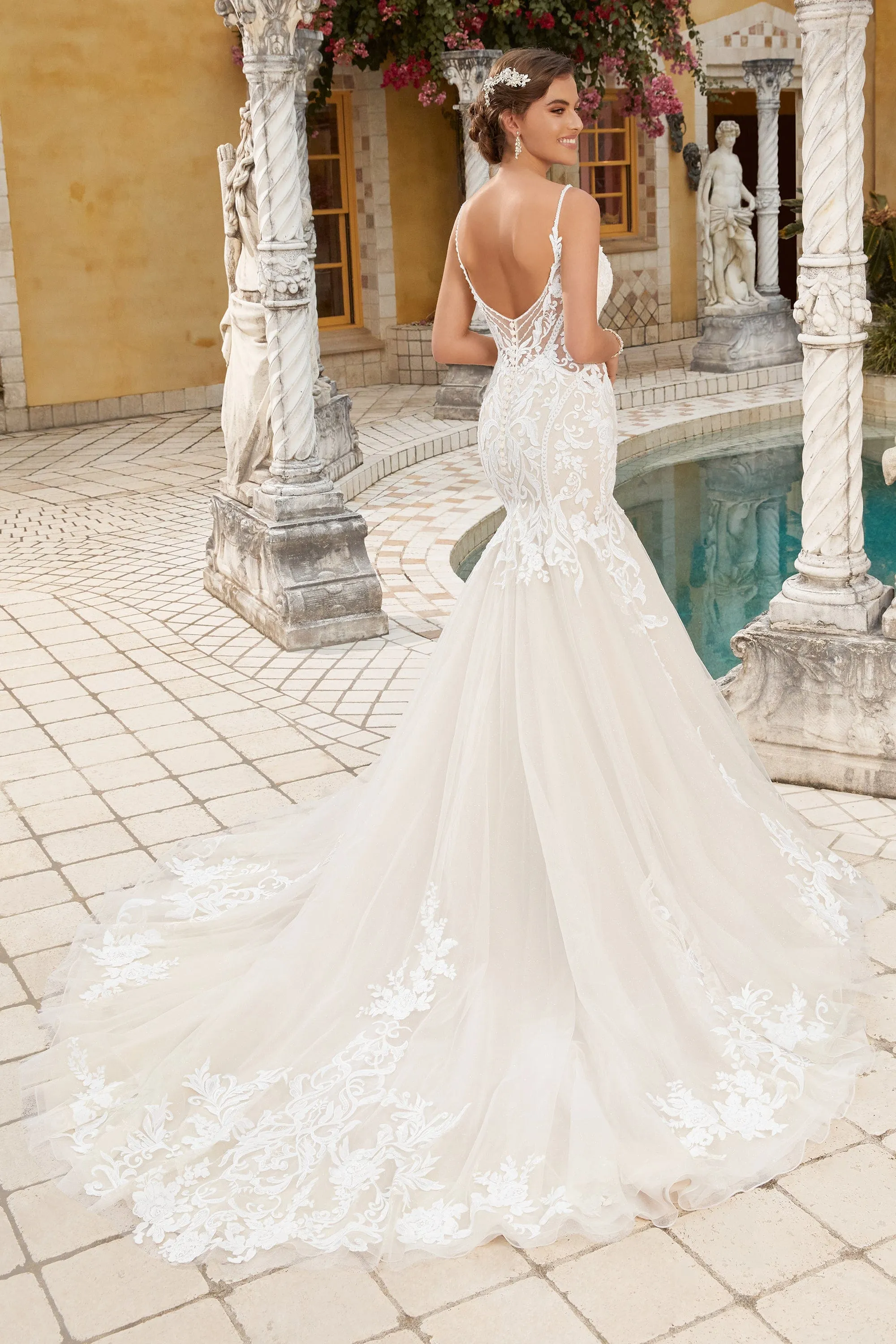 Sophia Tolli: Y12242 - Kendall