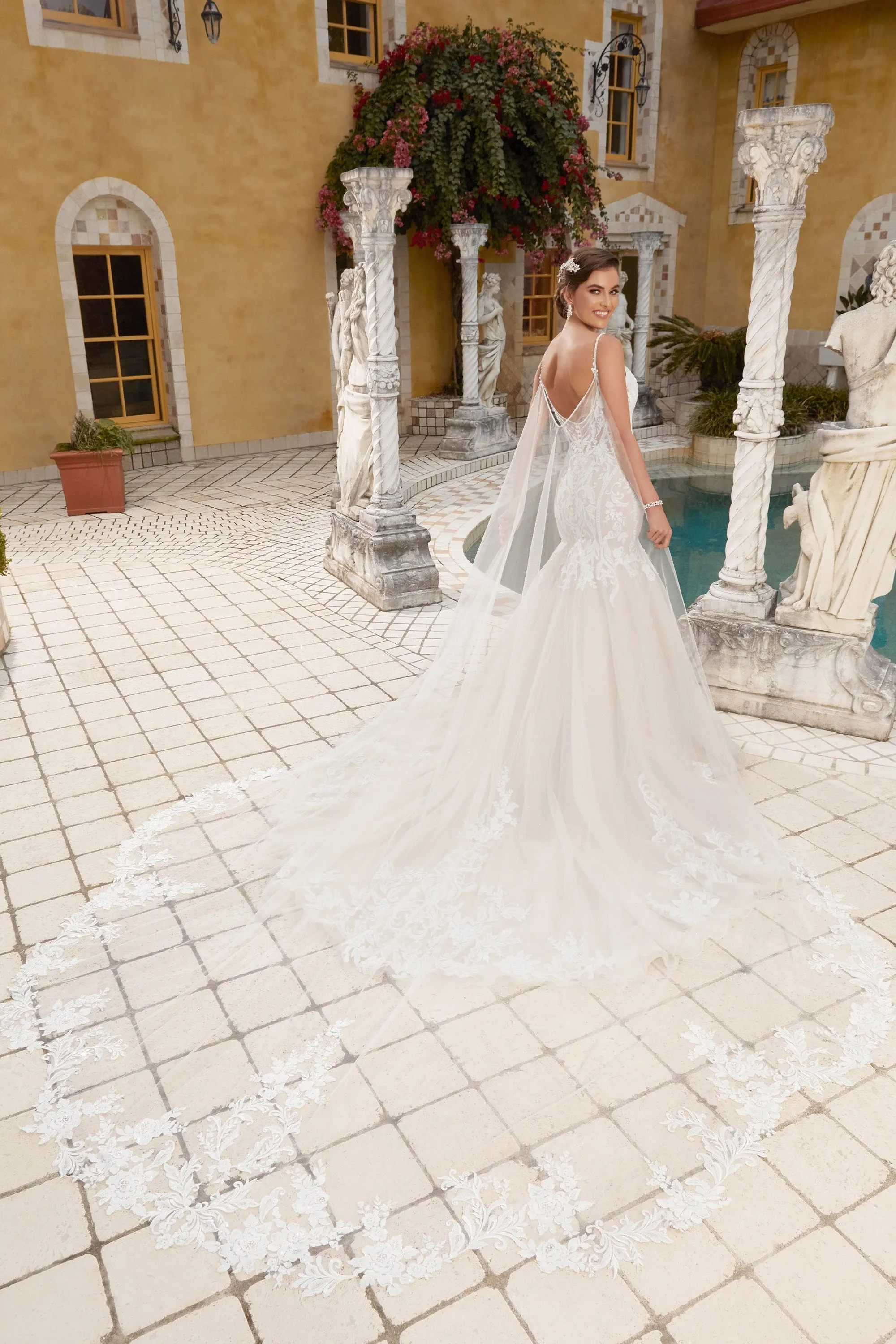 Sophia Tolli: Y12242 - Kendall