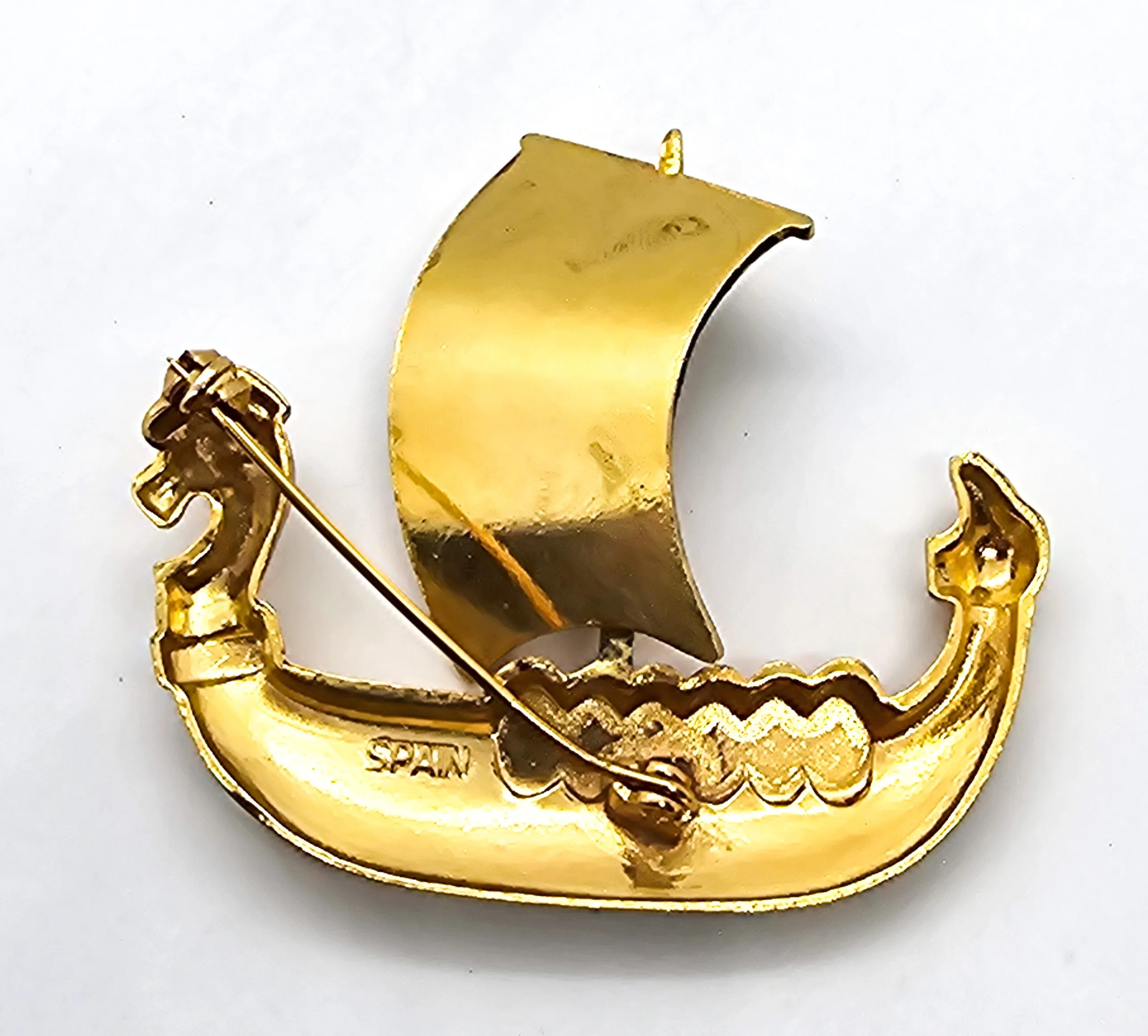 Spanish Galleon Ship Damascene sailing war ship vintage gold toned brooch
