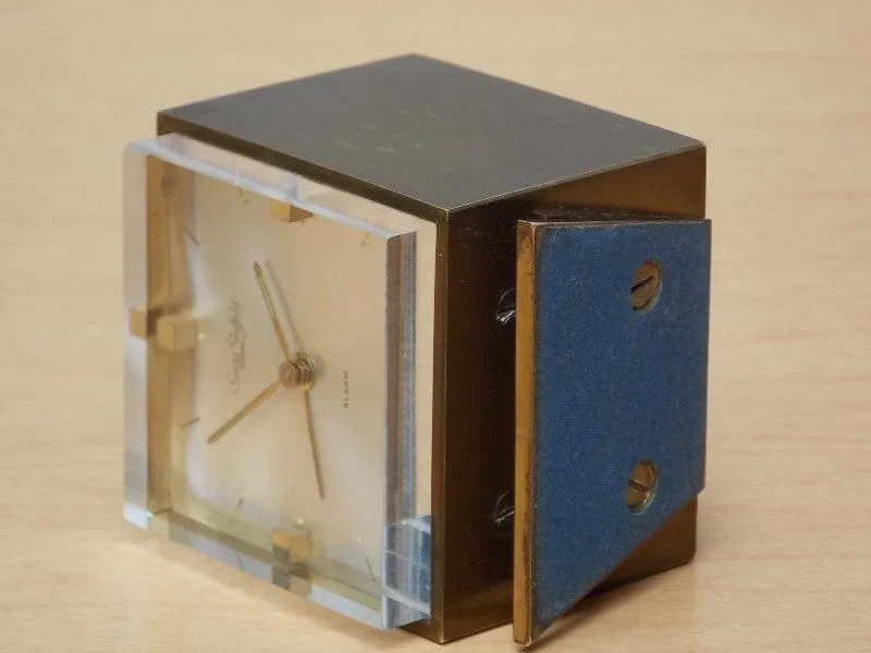 Swiza Sheffield Small Modern Wind Up Alarm Clock