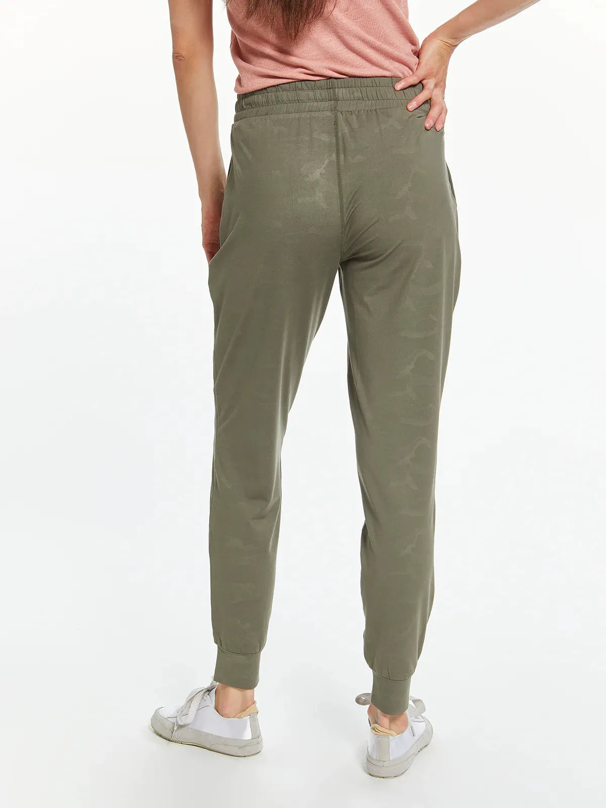 Thread & Supply Lori Jogger