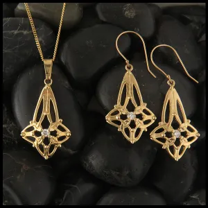 Trinity Star Set with Diamonds