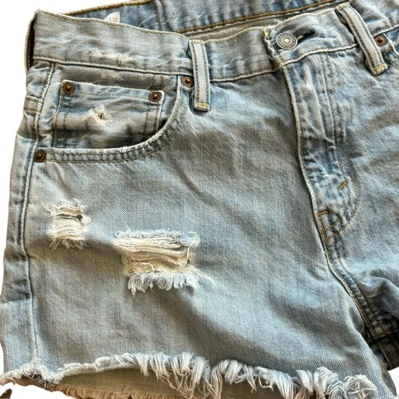 Upcycled Levi’s 569 Blue Jean Denim Distressed Shorts Women’s M/L Western Boho