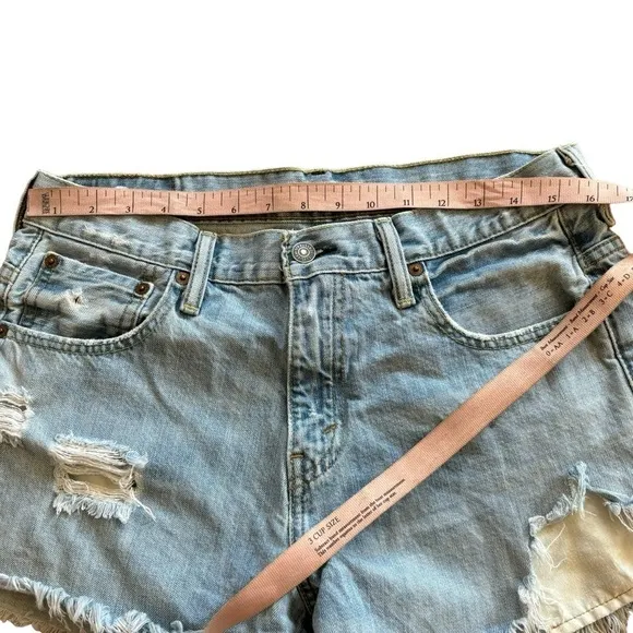 Upcycled Levi’s 569 Blue Jean Denim Distressed Shorts Women’s M/L Western Boho