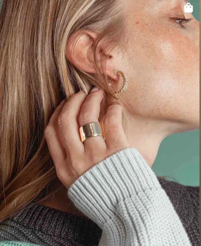 Uzi Mini Hoop Earrings