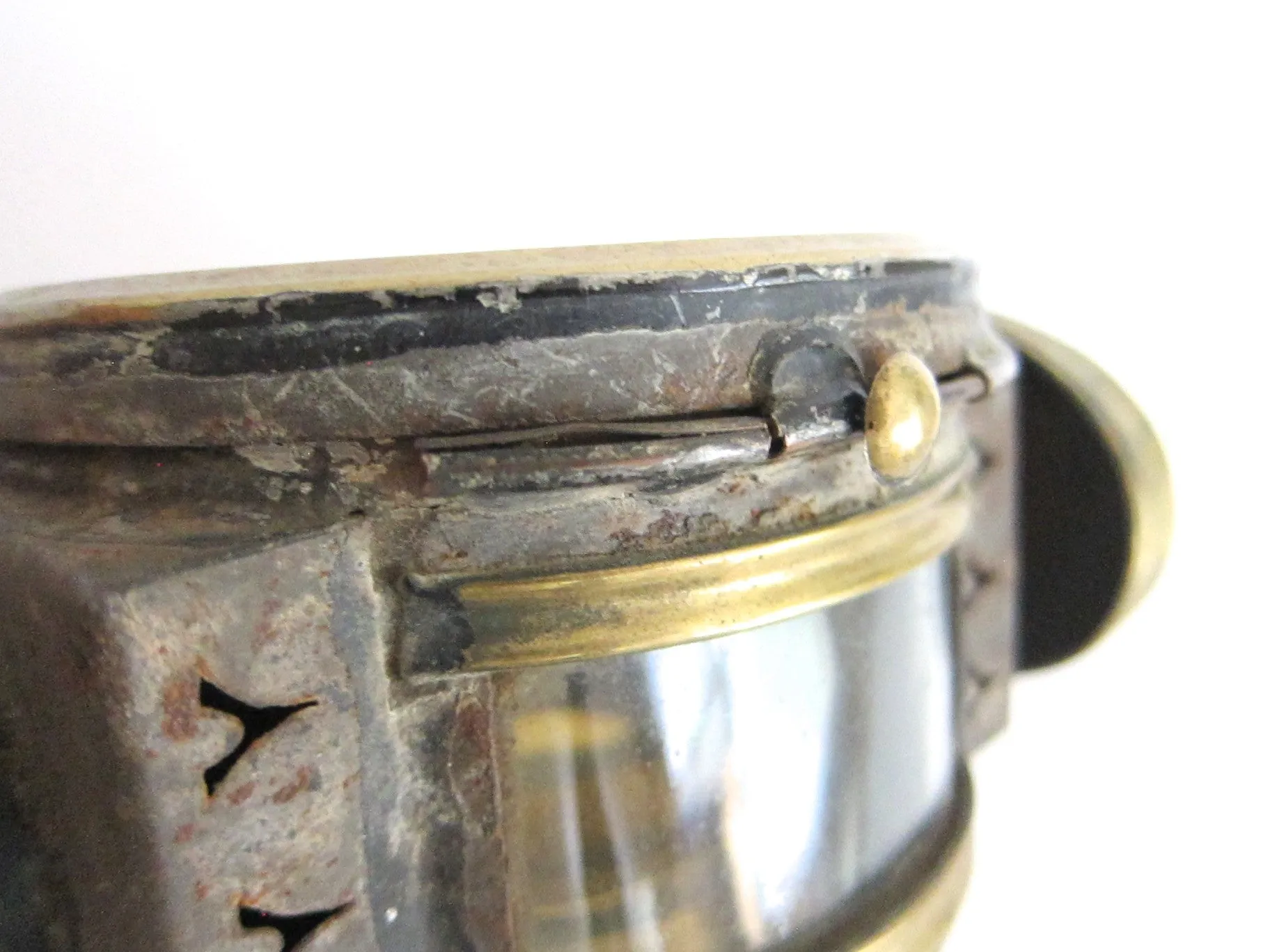 Victorian Brass Carriage Light Oil Lamp