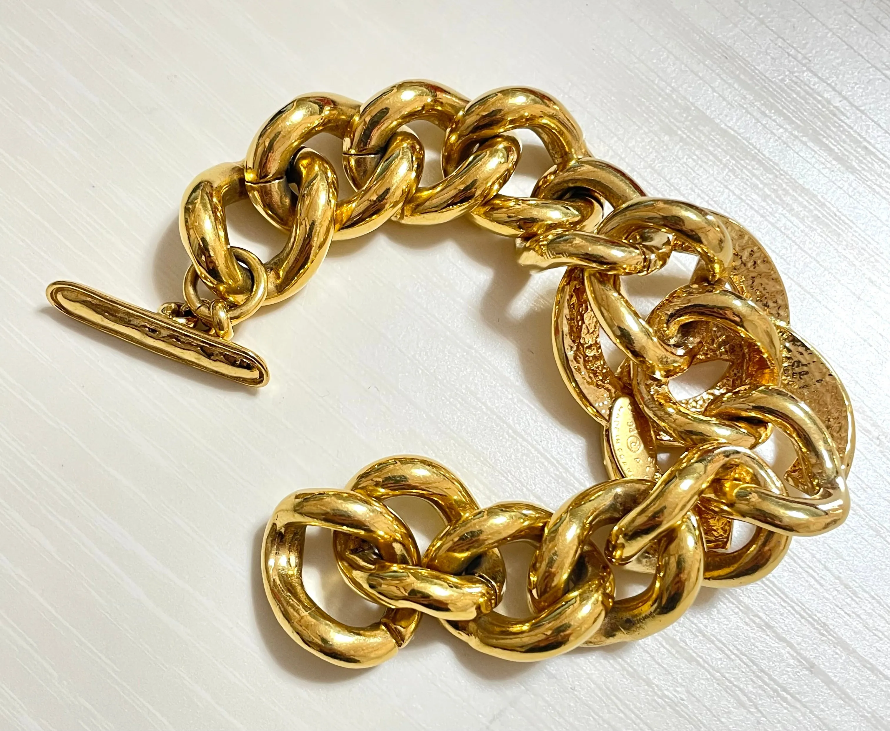 Vintage Chanel chain bracelet with large CC mark. Must have gorgeous jewelry. 061217ac4