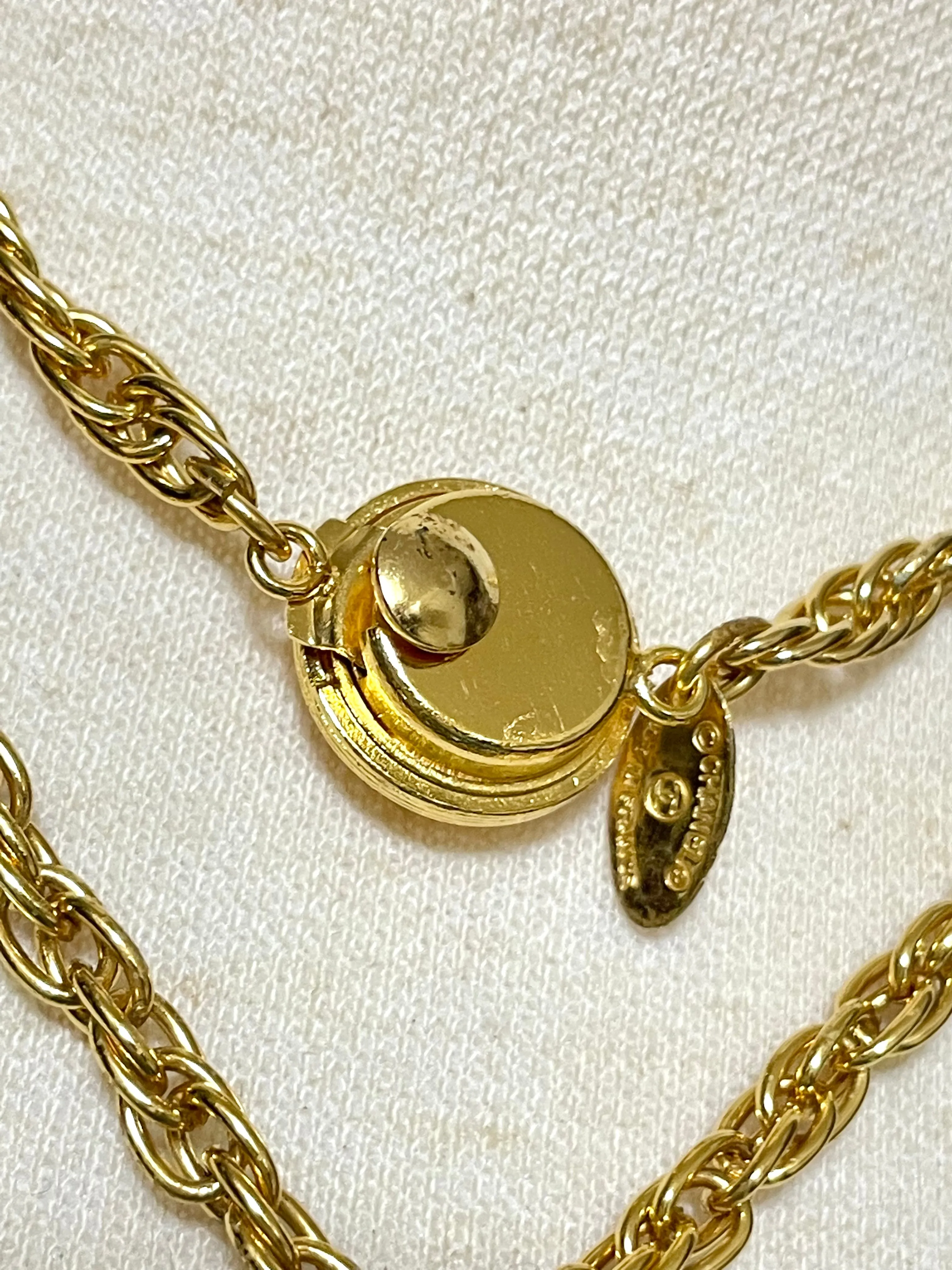 Vintage CHANEL golden chain necklace with loupe glass pendant top and ball charms. Gorgeous masterpiece. 0410131ac