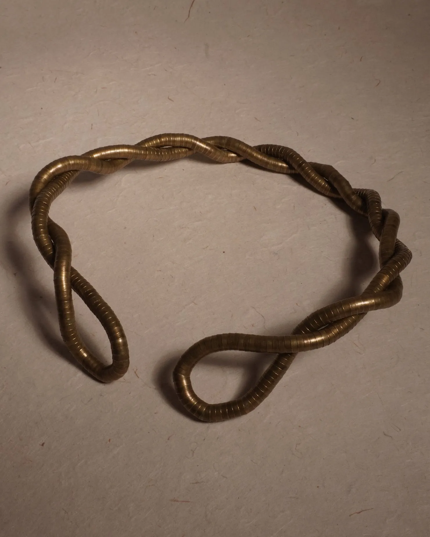 Vintage Malleable Brutalist Necklace (Brass/Thin)