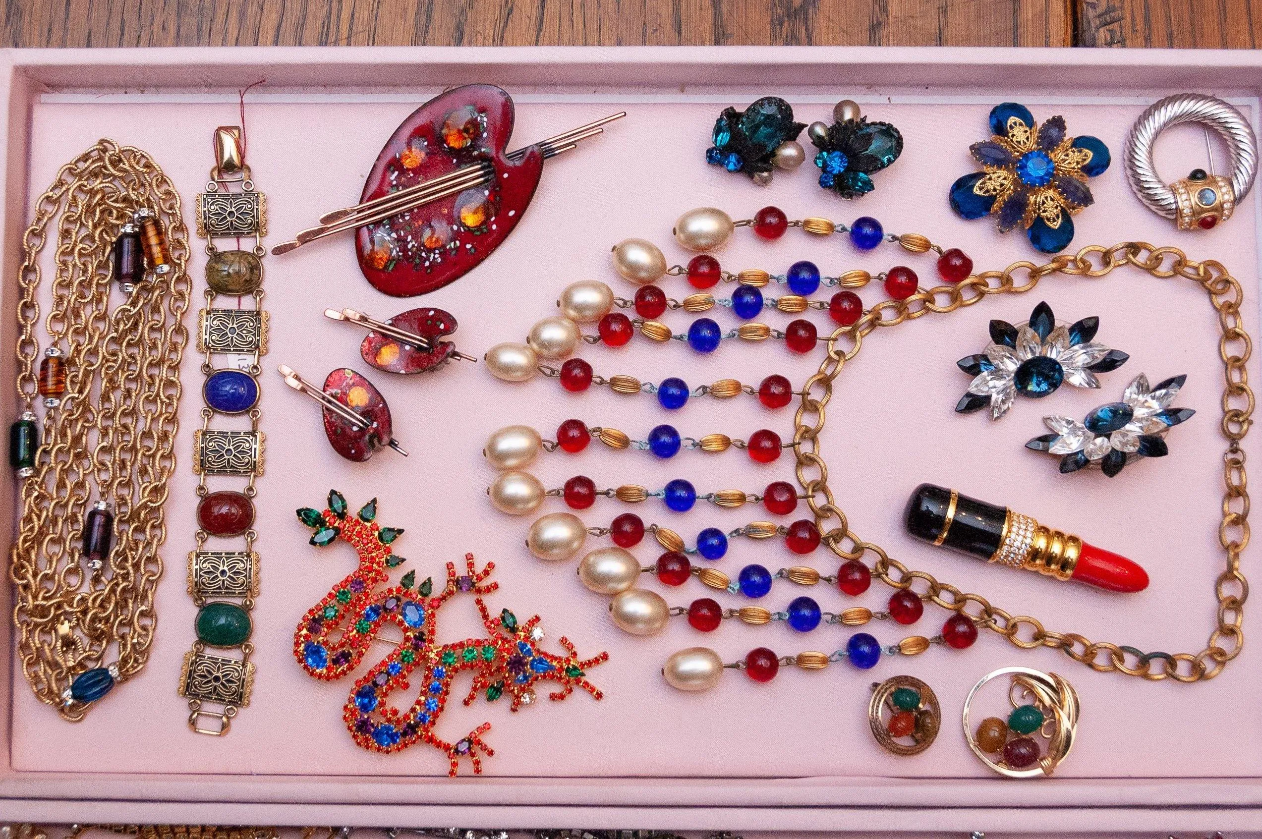 Vintage Matisse Painters Pallet Earrings, Red Lucite, Copper, Clip-on