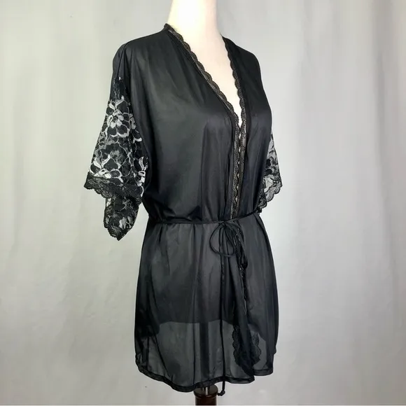 VINTAGE Undercover Wear short peignoir open front top lace sleeves sissy M
