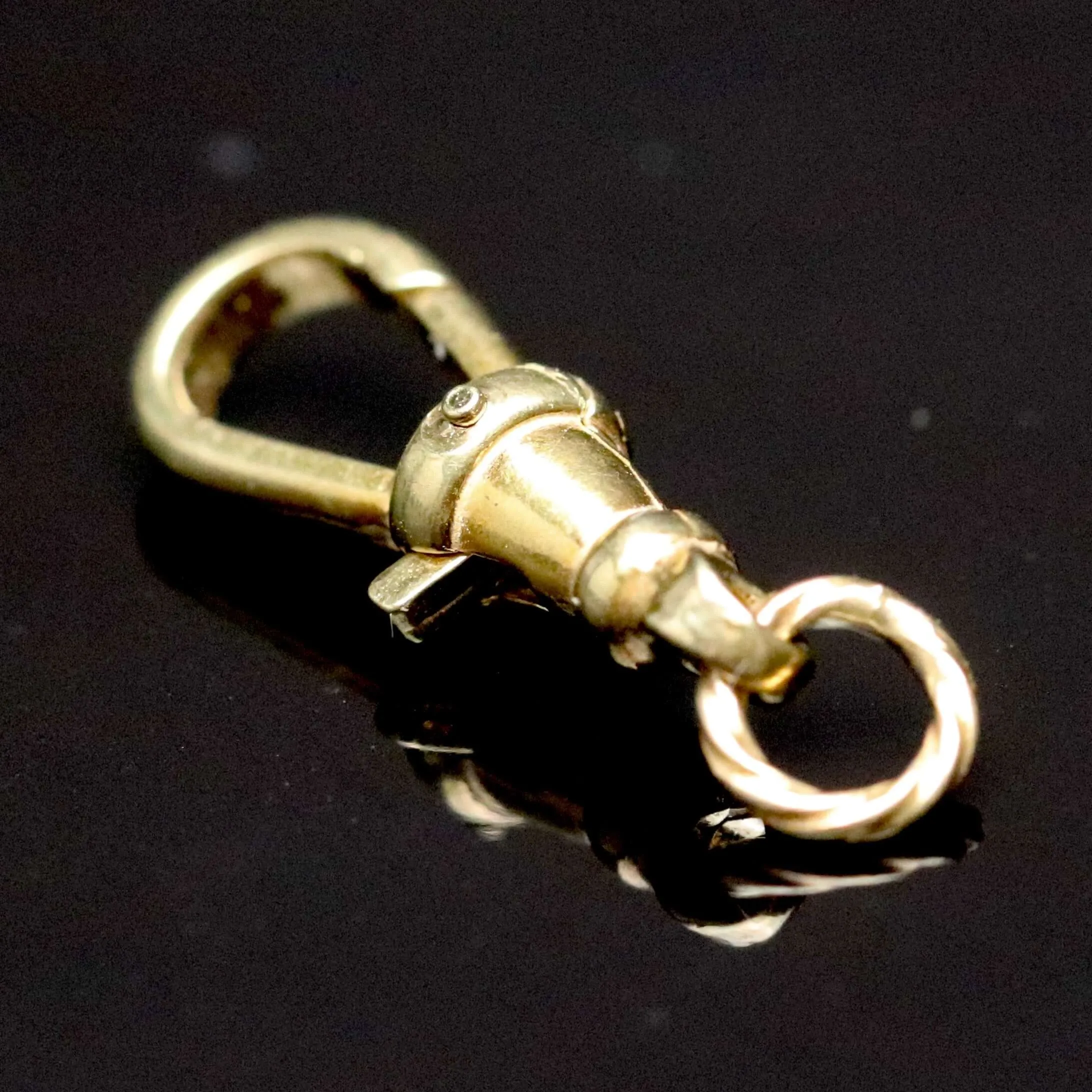 Vintage yellow gold dog clip