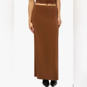 WeWoreWhat Pull on Midi Skirt