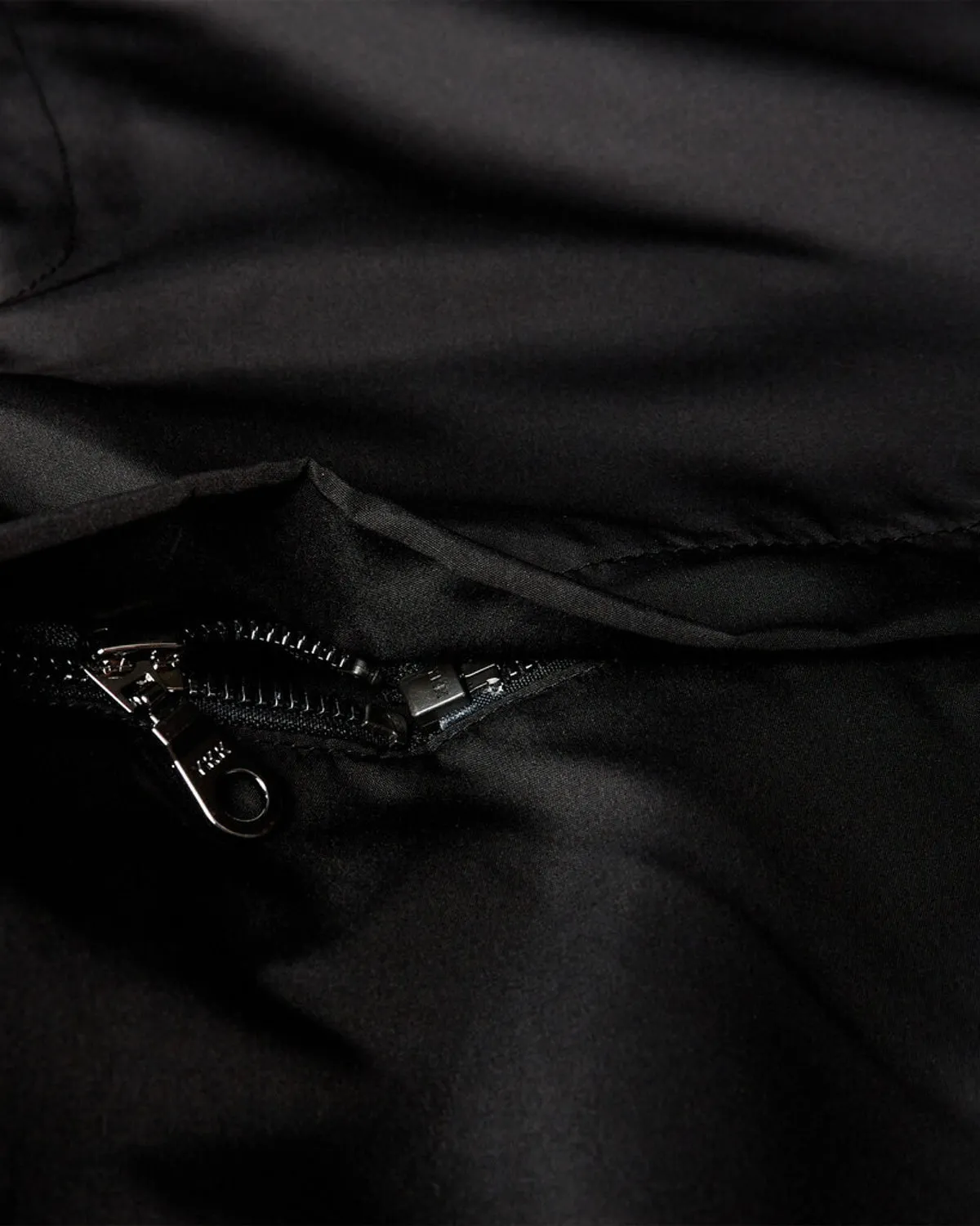 Windy Zip Off Pants - Black